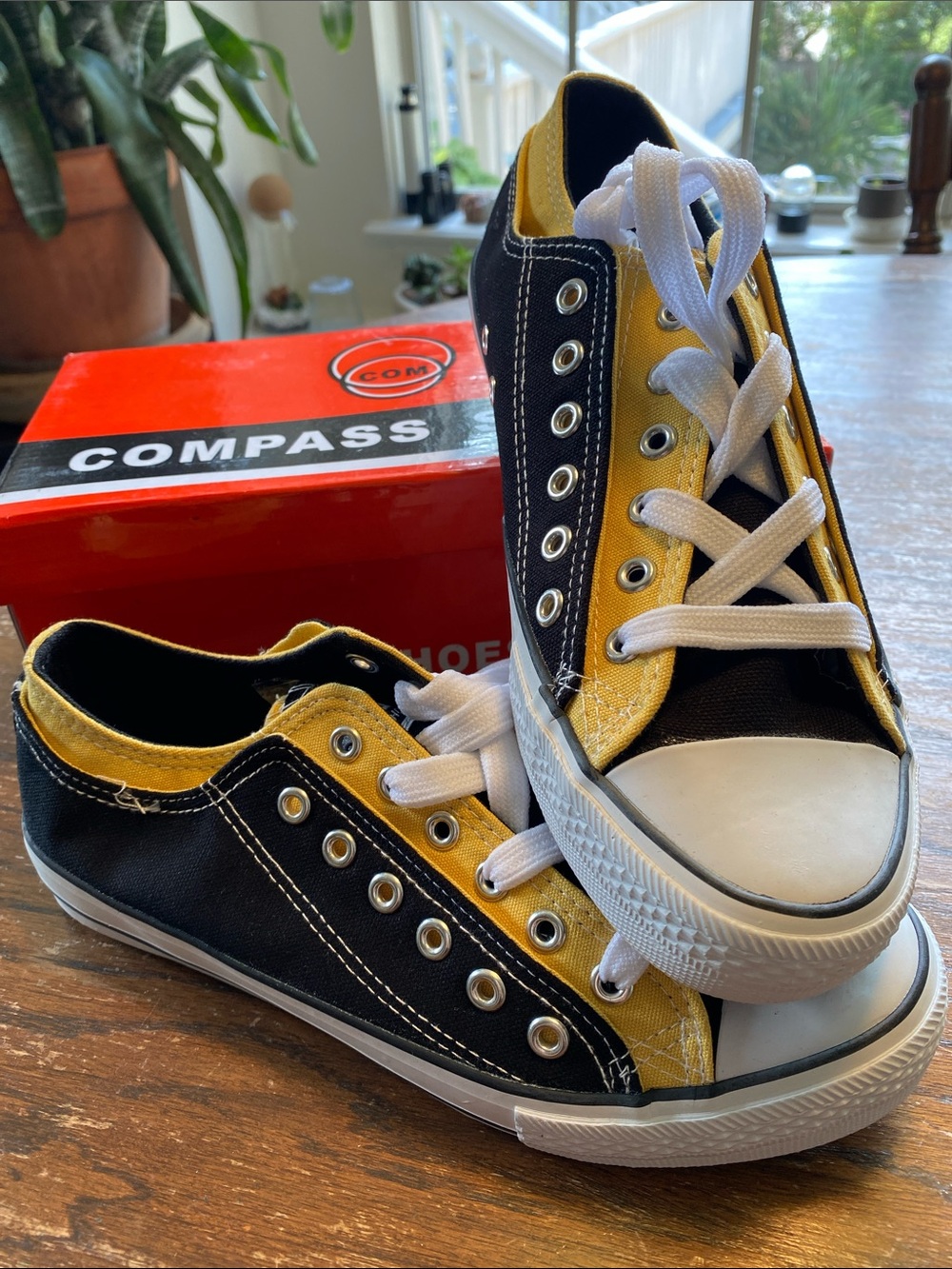 Compass Black and Yellow Low-Top Canvas Sneakers